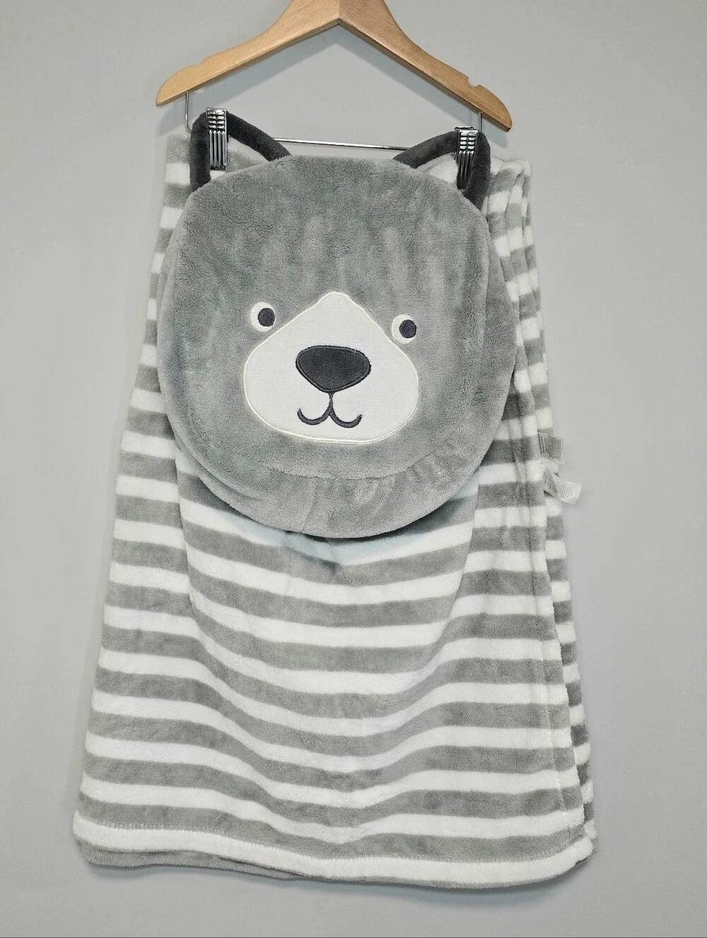 Carters Blanket Pals Plush Bear Kids Gray & White Blanket/ Pillow.